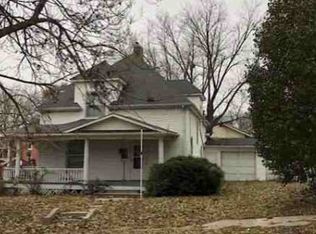 301 3rd St, Glasgow, MO 65254