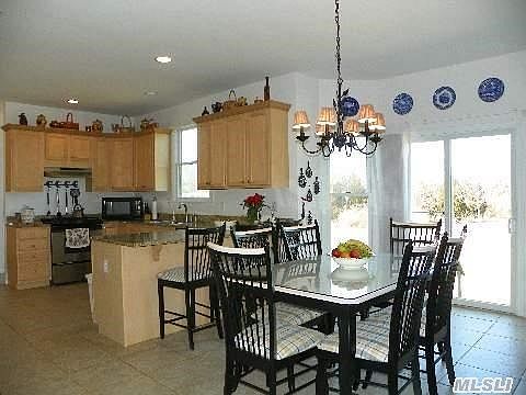 5th image of 580 Gus Drive