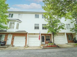 89 Aspen Knolls Way, Staten Island, NY 10312