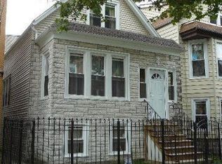 3753 W Dickens Ave, Chicago, IL 60647