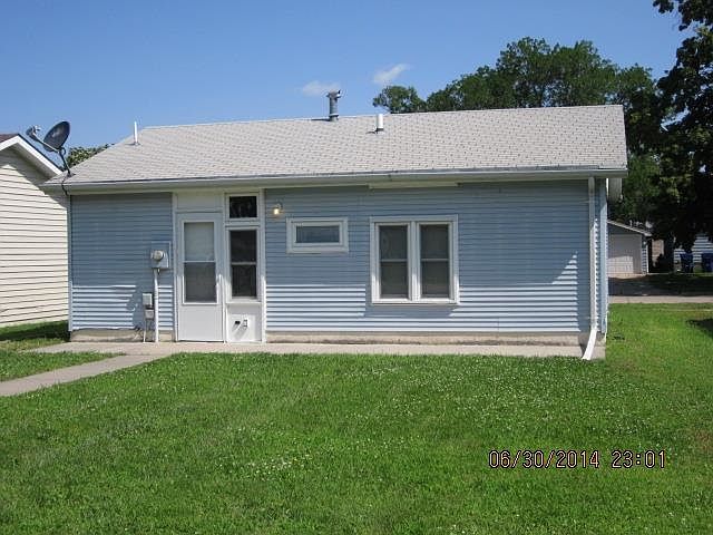 2nd image of 3105 7th St