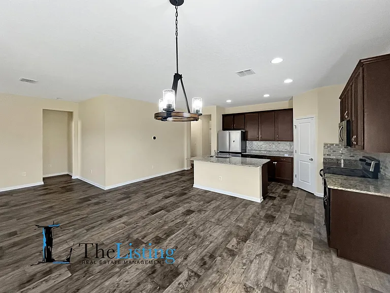 4347 Renly Ln — Photo 7