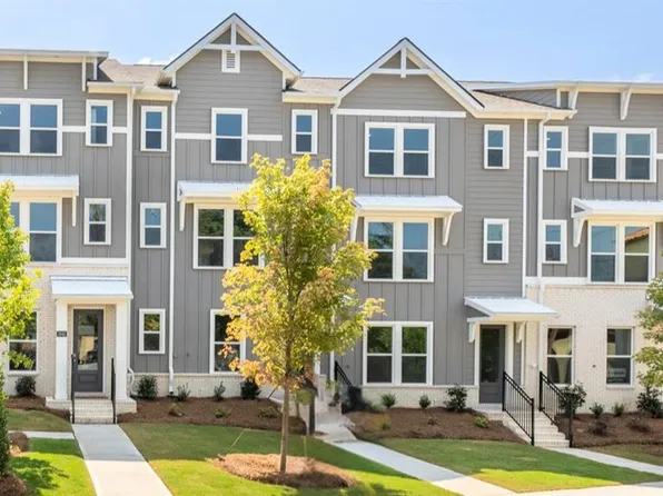 210 College Cir, Hapeville, GA 30354