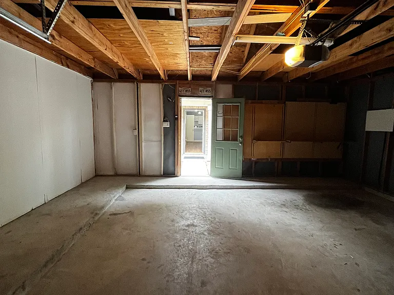 1013 Ruthven St — Photo 23