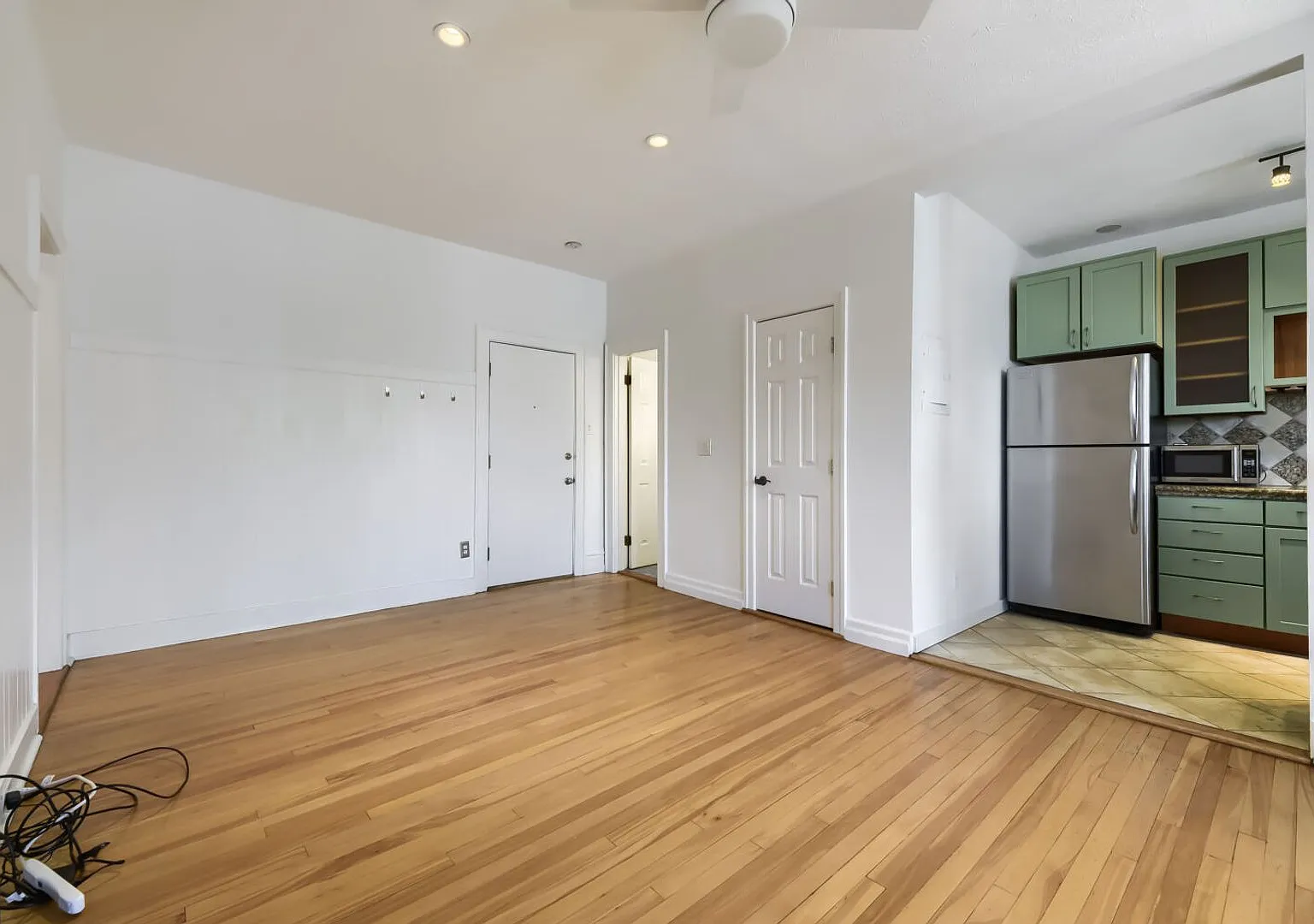 Charming 2BD/2BA Condo in Heart of Denver — Photo 3