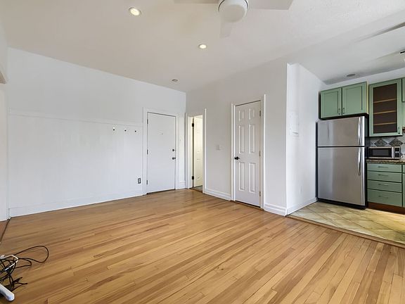 3rd image of 1356 N Pearl St APT 303