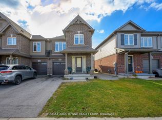93 Heron St, Welland, ON L3C 0G8