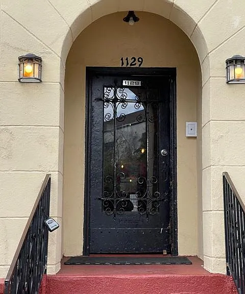 1129 N Hoover St #203 — Photo 17