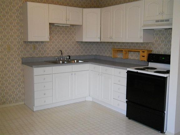 4th image of 2090 Maryland Dr