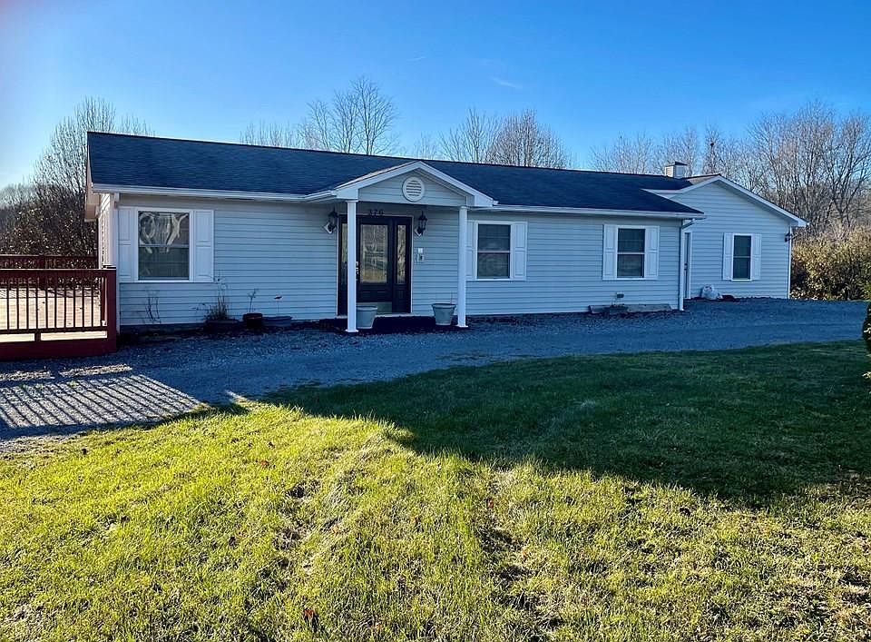 1st image of 376 Camelot Dr