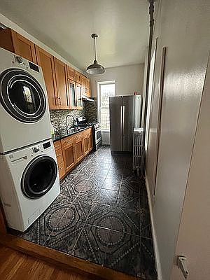 2nd image of 2334 Bedford Ave APT 1R