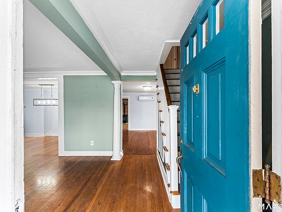 3rd image of 74 Middle Quarter Road