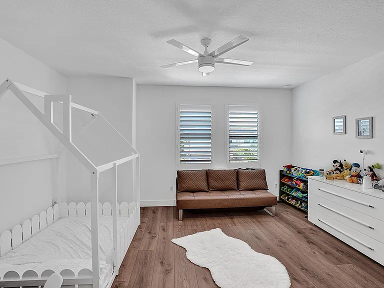 17523 Rainstream Rd — Photo 37