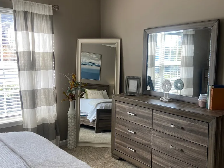 Summit Place Apartments — Photo 17