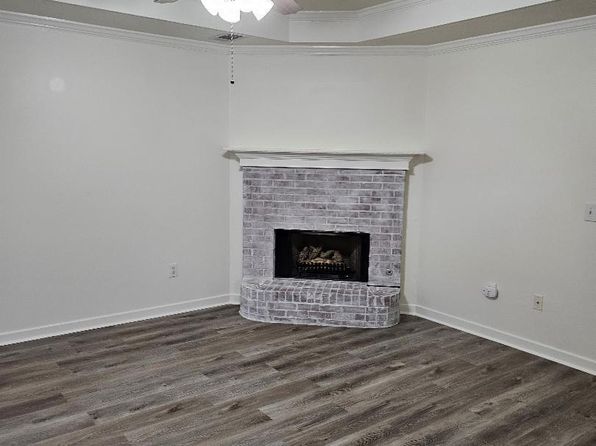 705 Water Oak Cv