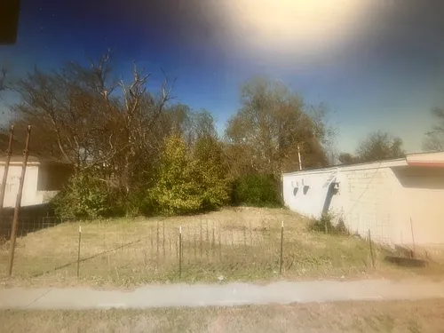 1123 E Apache St Photo 1