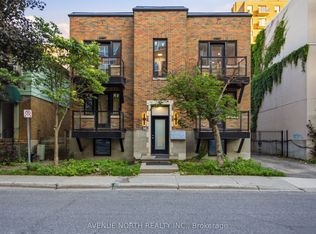 180 Clarence St #1, Ottawa, ON K1N 5P8