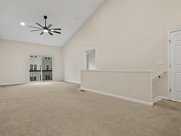 5th image of 744 Breckenridge Ct APT 204