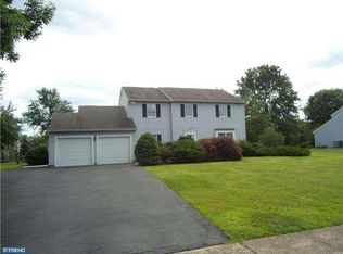 1562 Grey Ln, Warminster, PA 18974