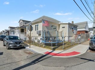 26 Ira Ct, Brooklyn, NY 11229
