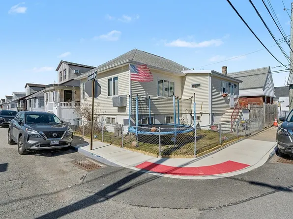 26 Ira Ct, Brooklyn, NY 11229