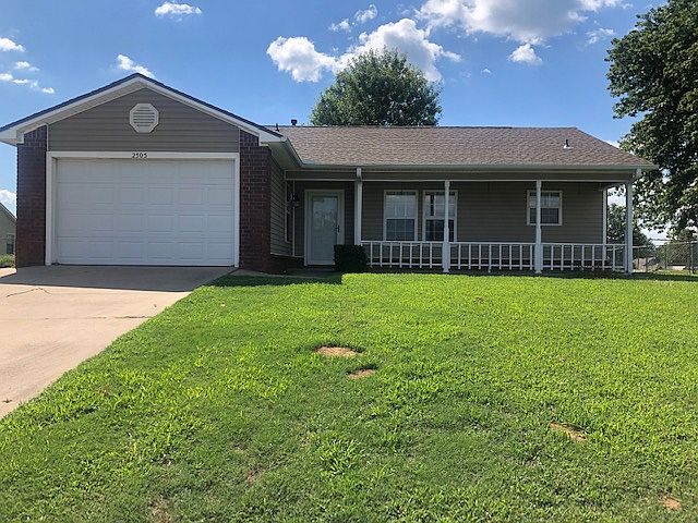 1st image of 2505 Woodwind Way