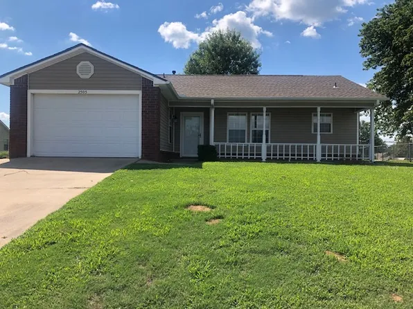 2505 Woodwind Way, Van Buren, AR 72956