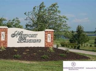 17101 Island Cir, Bennington, NE 68007