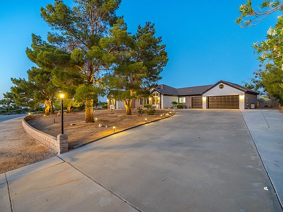 5th image of 31920 Crystalaire Dr