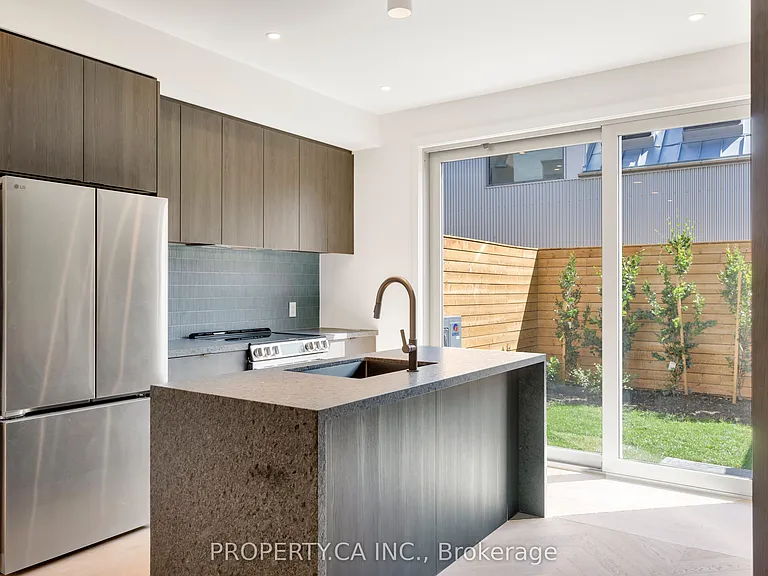 301 Keele St #4 — Photo 9