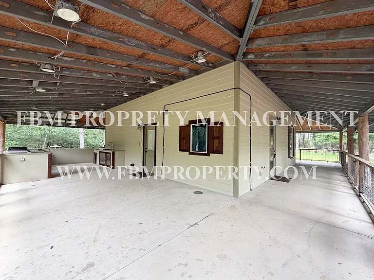 338 Post Oak Dr — Photo 24