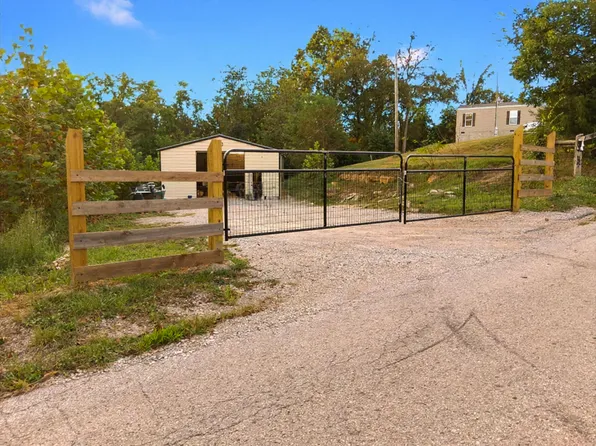 904 Gravel Lick Branch Rd, Waco, KY 40385