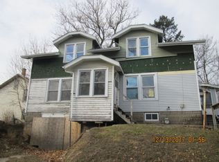 808 Brown St, Davenport, IA