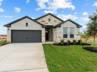 341 Mountain Oak, Castroville, TX 78009
