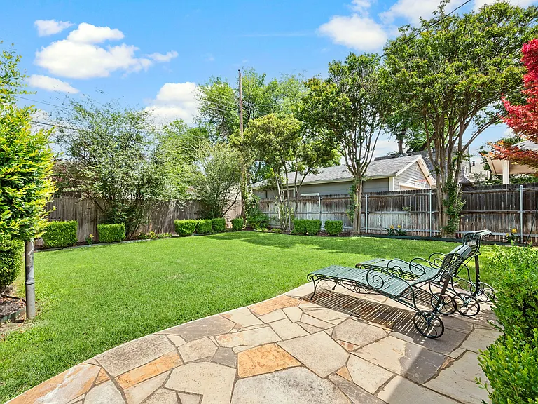 3812 Bunting Ave — Photo 18