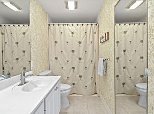 2853 White Trout Ln, West Palm Beach, FL 33411