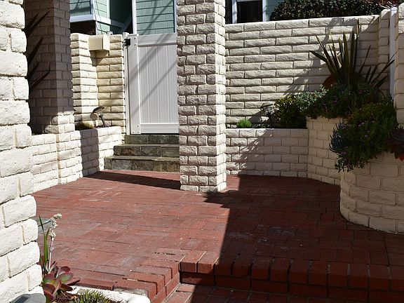 Wrap-around Patio