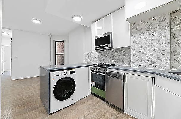 1st image of 666 9th Ave APT 4S