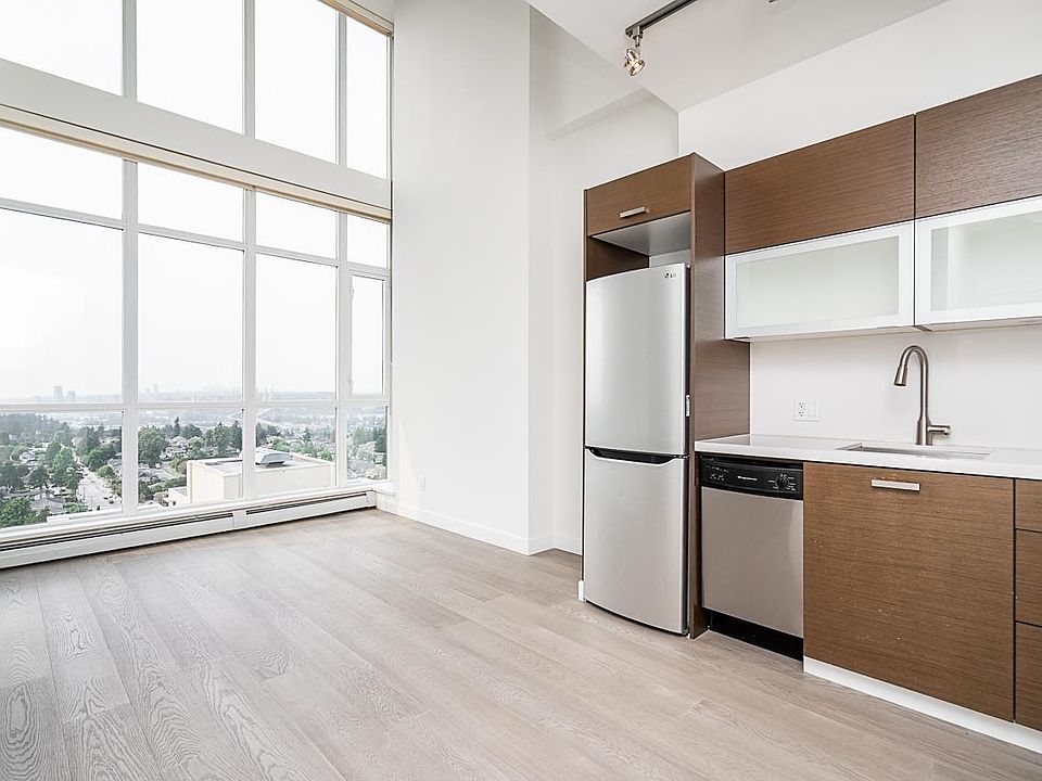 1st image of 10777 University Dr #2507