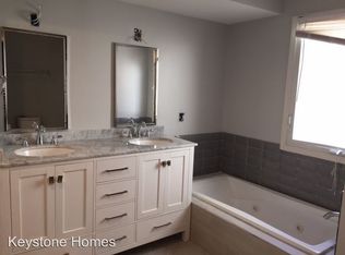 214 S 24th St, Philadelphia, PA 19103