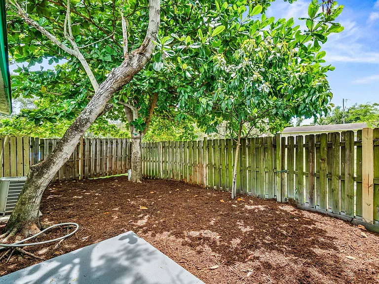4790 Gulfstream Rd — Photo 18