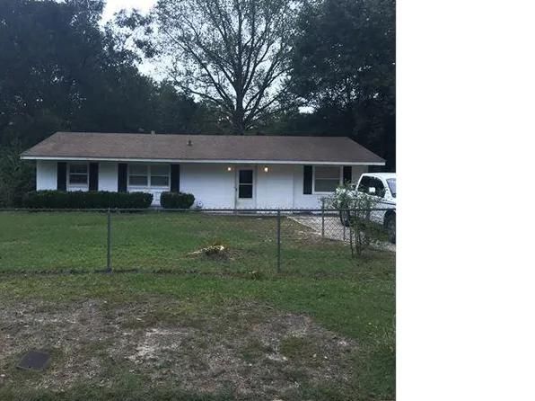 1356 Barker Dr E, Mobile, AL 36608