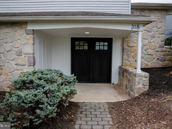 318 Park Ave, Bristol, PA 19007