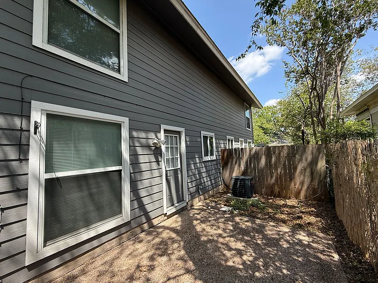 4520 Depew Ave — Photo 28