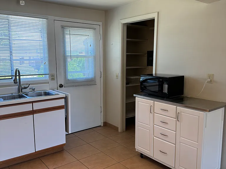 437 S Paseo Madera #B — Photo 19