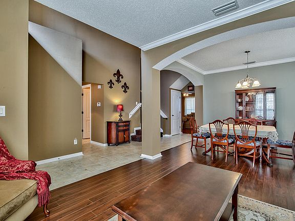 4th image of 1920 W Willow Branch Ln