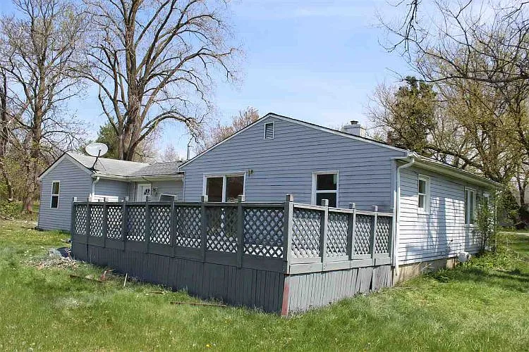 7051 Lewis Rd photo 1