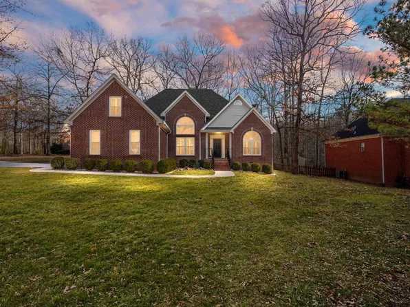 105 Wisteria Dr, Chelsea, AL 35043