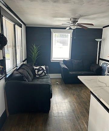 3rd image of 6708 N Branch Ave APT A