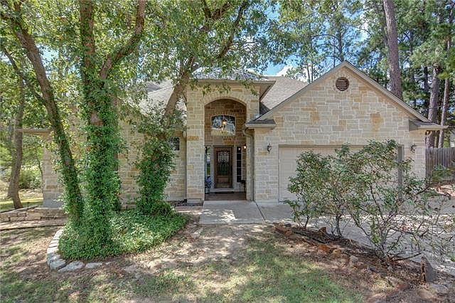 1st image of 106 Pahoiki Ln